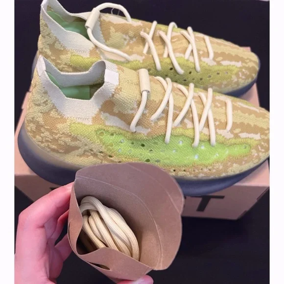 NIB Adidas Yeezy 380 Boost Slip On Hylte Green Yellow Highlight Size 10